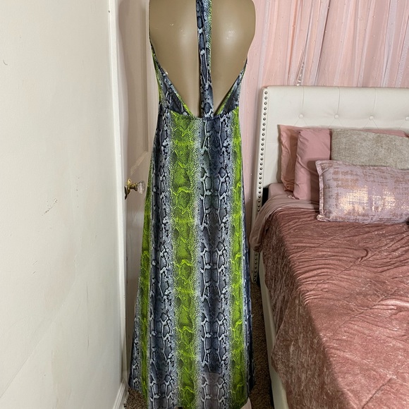 RAMISOU Mesh Halter Top Romper - Picture 4 of 7